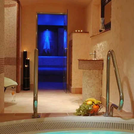 Отель Hertelendy Kastely Exclusive Куташ