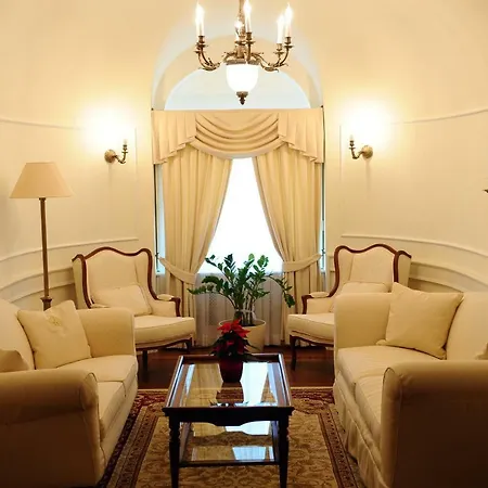 Hertelendy Kastely Exclusive Куташ