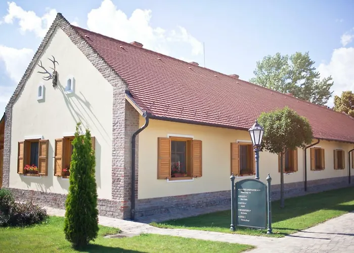 Hotel Hertelendy Kastely Exclusive Kutas